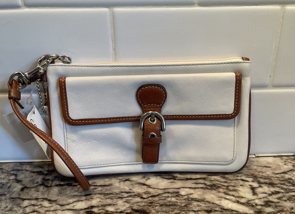 Vintage Coach White Leather Wristlet Brown Trim Purse Silver Hardware New **Read